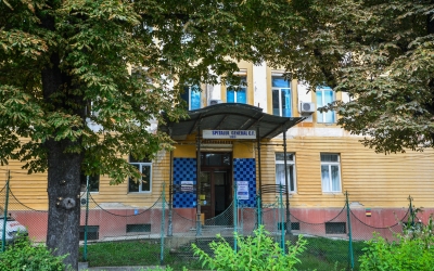 Spitalul CFR din Sibiu, prima unitate medicală care suspendă vizitele aparținătorilor din cauza virozelor. Manager: „Avem pacienți, avem operații și nu putem risca”