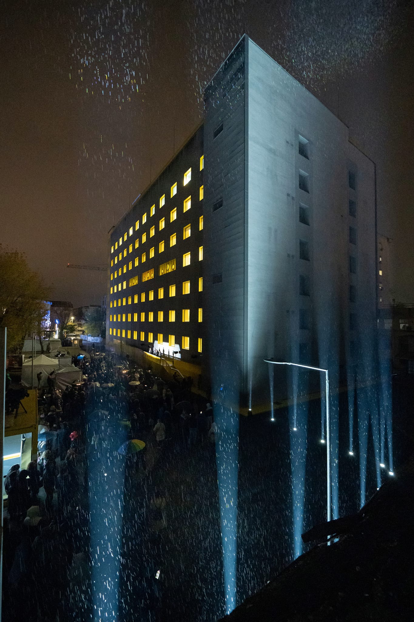 „Astăzi cu emoţie spunem 'noi am făcut un spital'.” Primul Spital pentru copiii cu cancer construit din donaţii şi sponsorizări a fost inaugurat