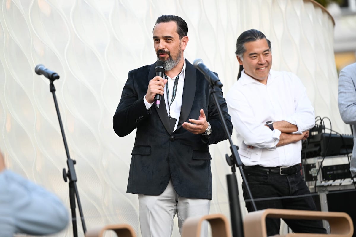 Sibianul Robert Hanea a fost numit vicepreședinte al Board-ului care asigură finanțarea Centrului de Arte ale Spectacolului J.F.Kennedy din Washington. Astrid Fodor: „Spiritul Sibiului este astfel prezent și acolo, într-o ligă superioară”