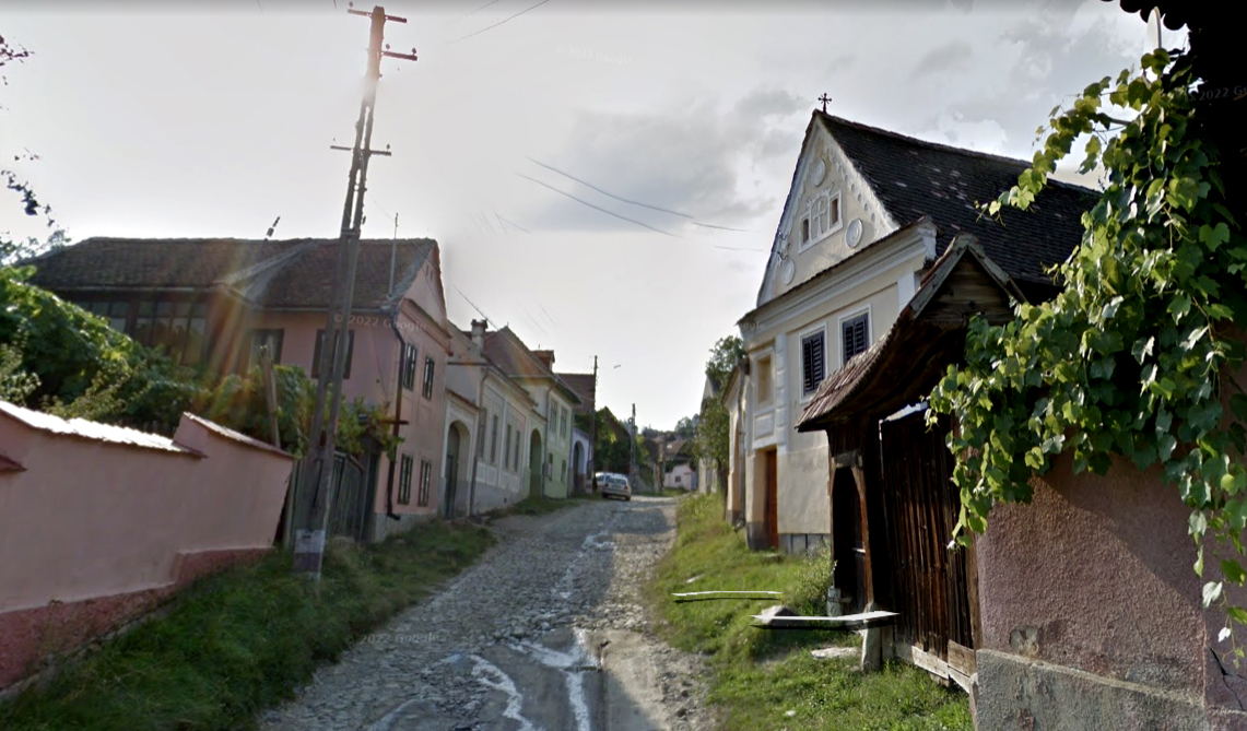 „Sistem rutier nou” în satul turistic Vale, de lângă Sibiu. „Accesul vehiculelor rutiere este imposibil, mai ales primăvara și toamna când sunt precipitații”