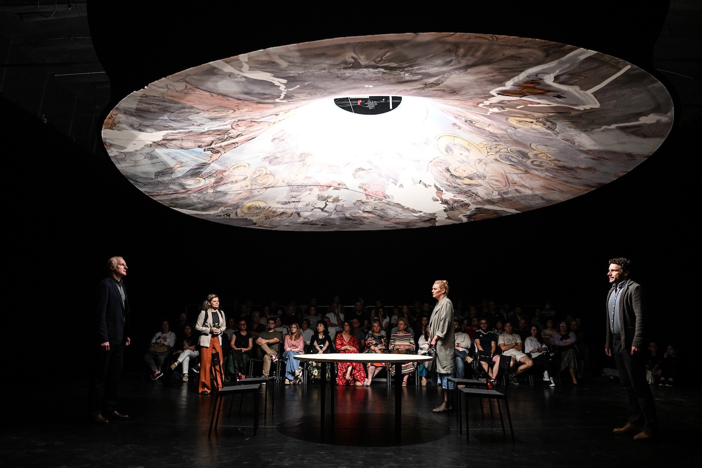 Teatrul național „Radu Stanca” anunță trei premiere în luna decembrie