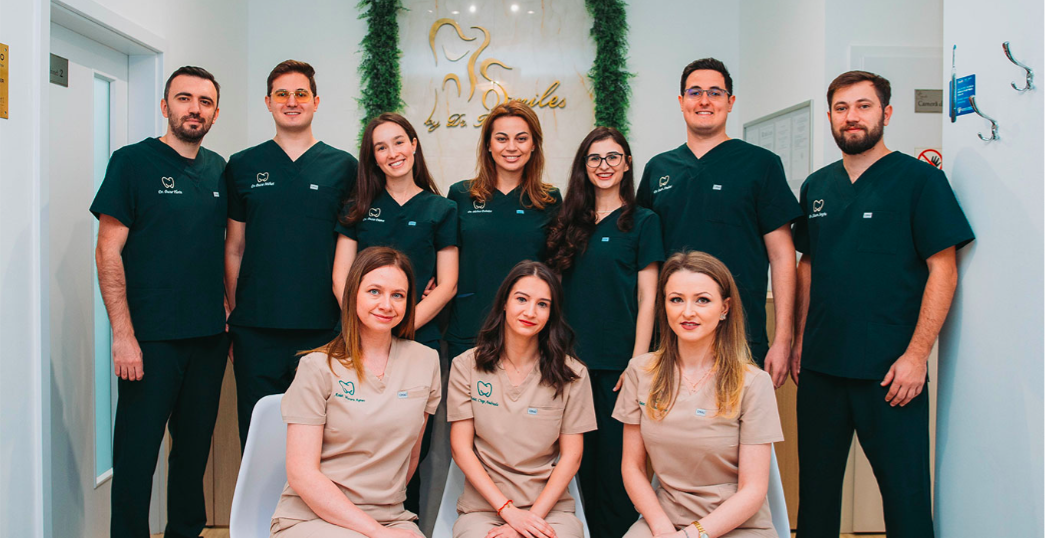 Descoperă Echipa Clinicii Smiles by Dr. Buza – Inovație și Profesionalism în Stomatologia Sibiană