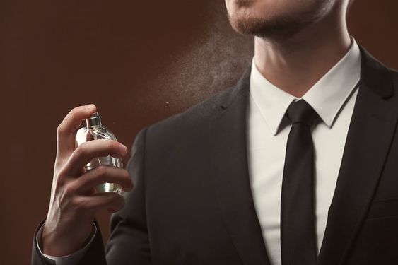Top 10 parfumuri bărbătești pentru sezonul toamnă-iarnă