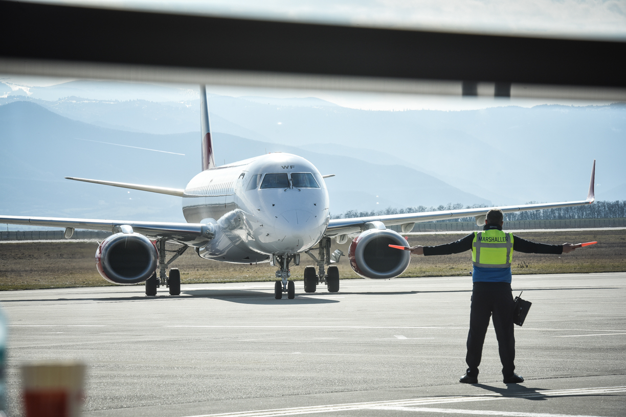 Oportunități pentru Aeroportul Sibiu, generate de intrarea în Schengen: Putem deveni punct de aterizare pentru marfa care vine din Asia. ”Costurile sunt semnificativ mai mici”