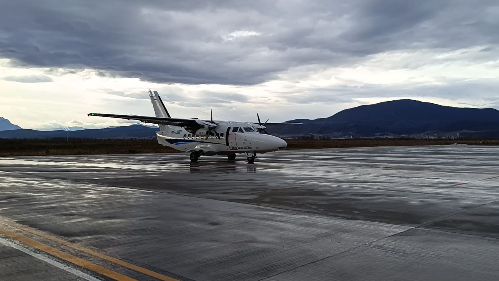 Să cumpere un avion. Condiția pentru CJ Sibiu să intre în Liniile Aeriene Române. Investiția ar fi de aproximativ 7,5 milioane euro