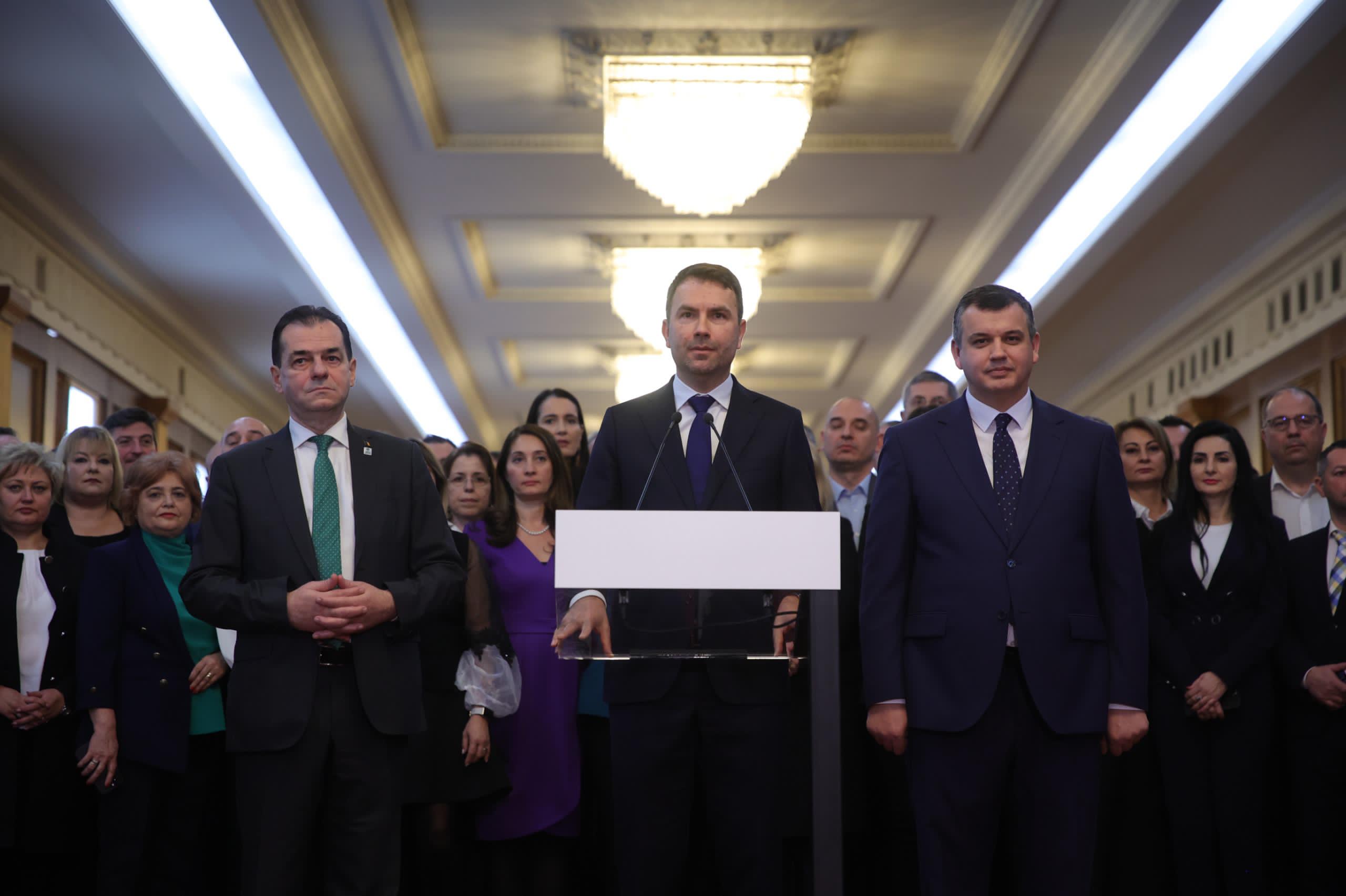 USR, PMP și Forța Dreptei au făcut Alianța Dreapta Unită. ”Iohannis a trădat electoratul de Dreapta, noi nu”