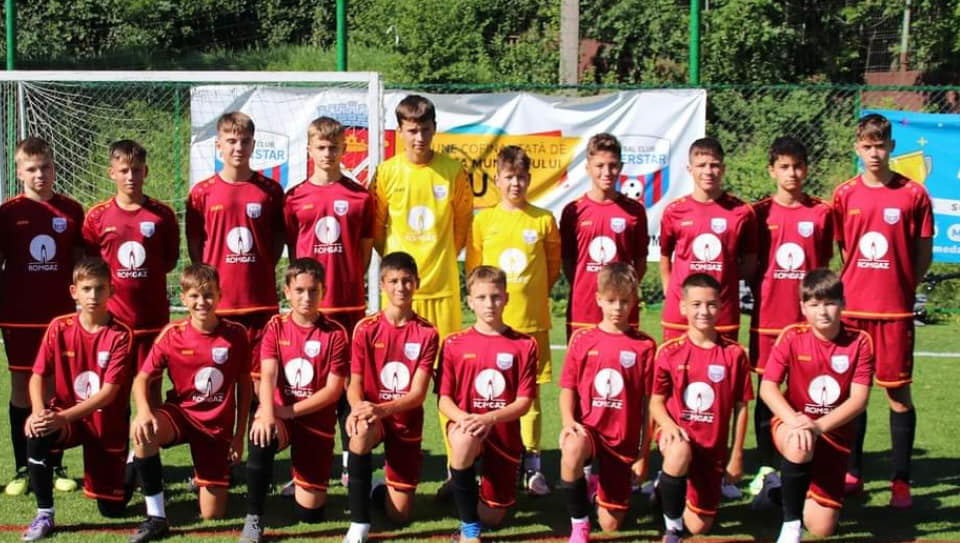Interstar Sibiu este campioană de toamnă la U 15 masculin și U15 feminin