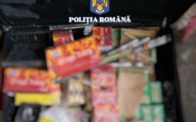 300 de kg de articole pirotehnice au fost confiscate de polițiștii sibieni în urma a două percheziții domiciliare