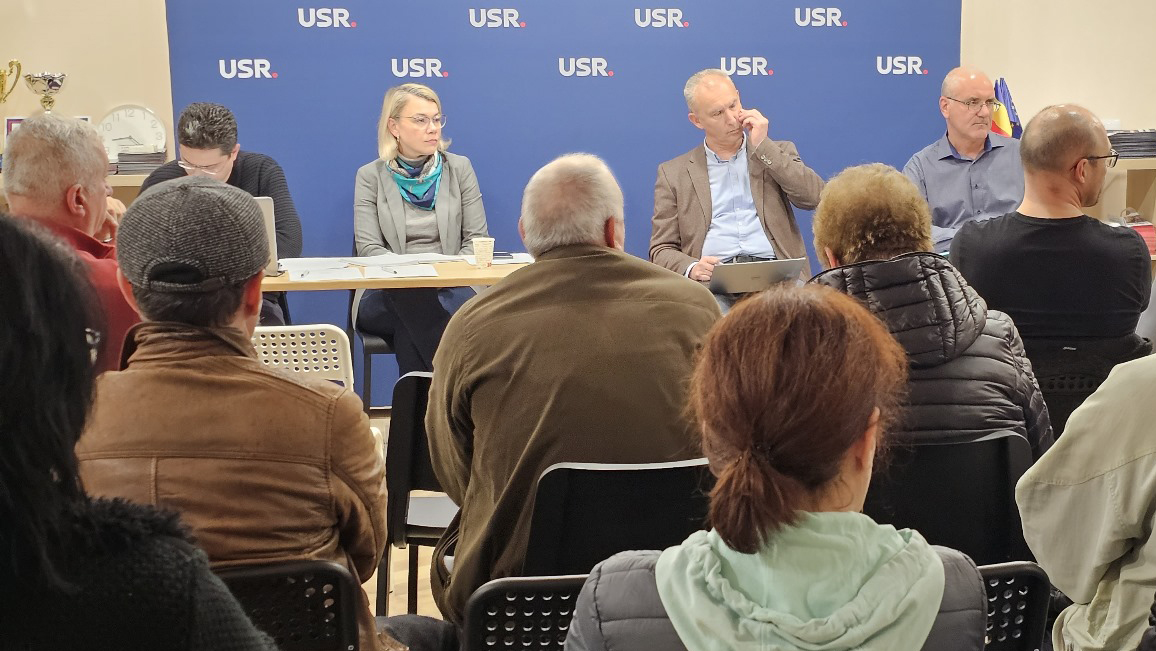 USR-iștii iar nu se mai înțeleg: fostul candidat la Primăria Sibiu o contrează pe actuala candidată pe subiectul parcărilor din oraș