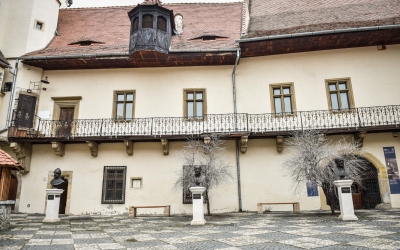 Muzeul Brukenthal pregătește o expoziție permanentă despre istoria Sibiului: „Vorbim cu toții de o seamă de premiere, însă discursul nostru se oprește doar la cuvinte, clădiri și imagini”