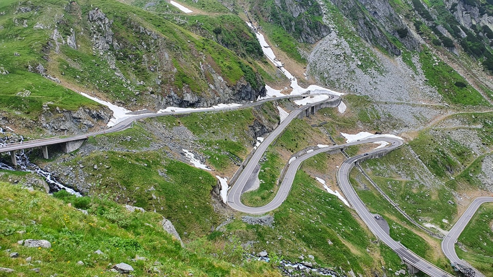CNAIR analizează redeschiderea temporară a circulației pe Transfăgărășan și Transalpina în perioada noiembrie-iunie