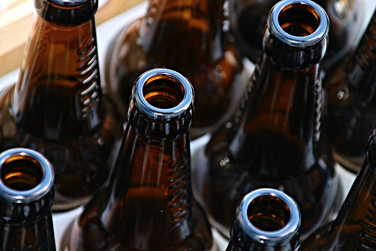 Un sibian de 23 de ani a furat de mai multe ori alcool din Kaufland-ul de la ieșire spre Mediaș
