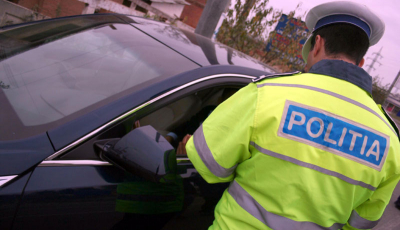 Permise de conducere false, produse la Sibiu: doi bărbați au fost reținuți de politie