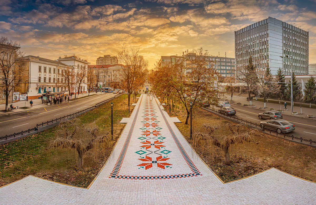 Sibiu – Chișinău. Fotoreportaj din singura capitală cu care era să se înfrățească Sibiul