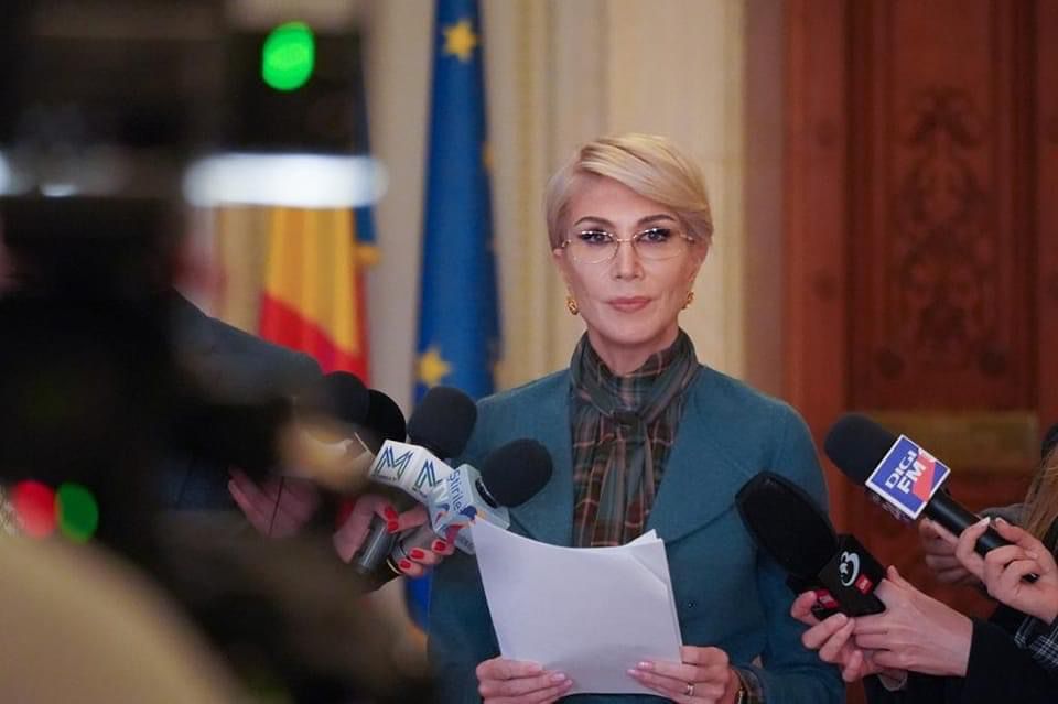 Raluca Turcan se ține de cuvânt și propune un nou proiect de lege de eliminare a suprataxării contractelor part-time. ”Modul în care sunt taxate contractele cu timp parţial este o inechitate. Suprataxarea este o măsură profund injustă”