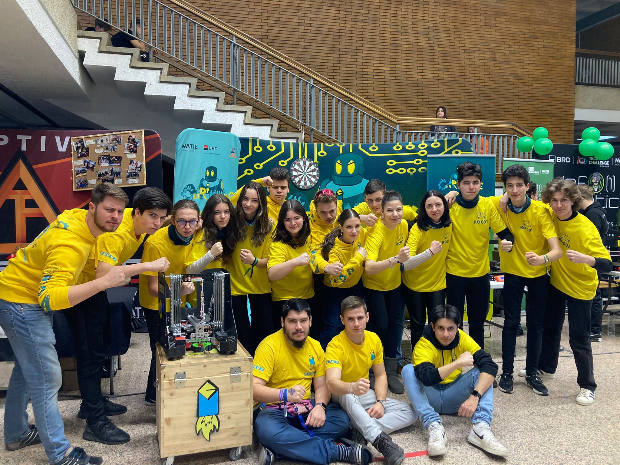 Locul II pentru design, obținut de echipa de robotică de la Colegiul Brukenthal. Copiii s-au calificat la etapa națională