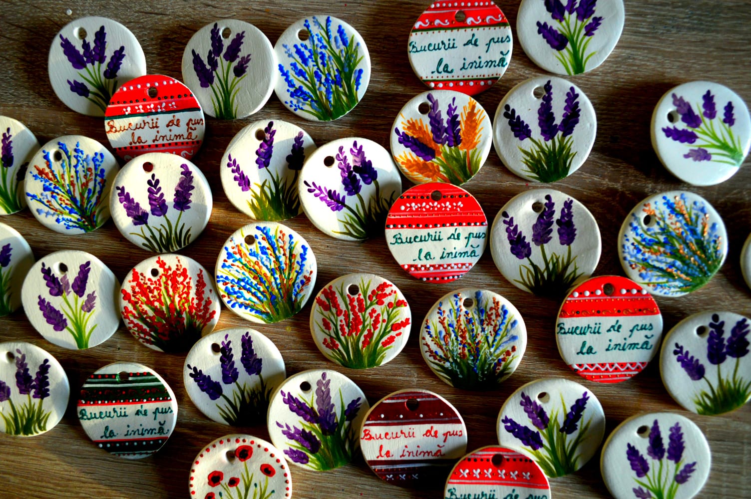 De unde cumpărăm mărțișoare handmade anul acesta. „Oamenii caută cadouri mai practice care să fie folosite și restul anului”