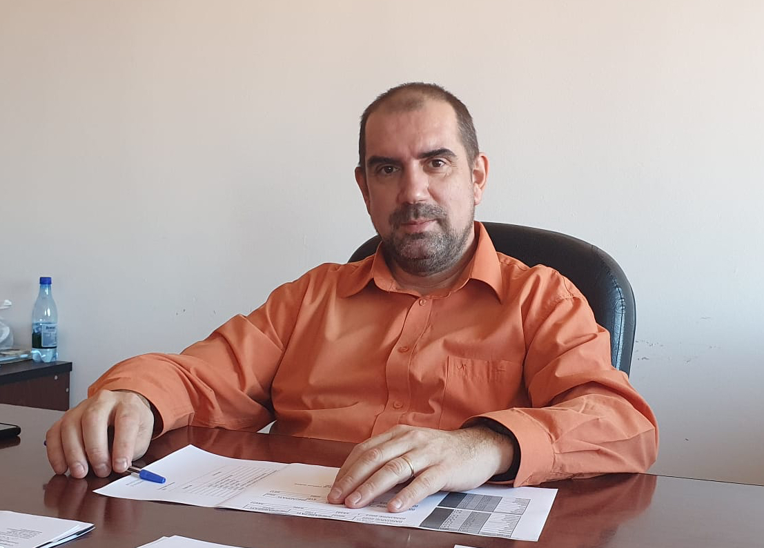 Deficitul pe piața forței de muncă acoperit cu muncitori din afara UE. Directorul AJOFM Sibiu: ”În jur de 50-60 de firme solicită lunar de la noi adeverințele cu care se duc la Imigrări”
