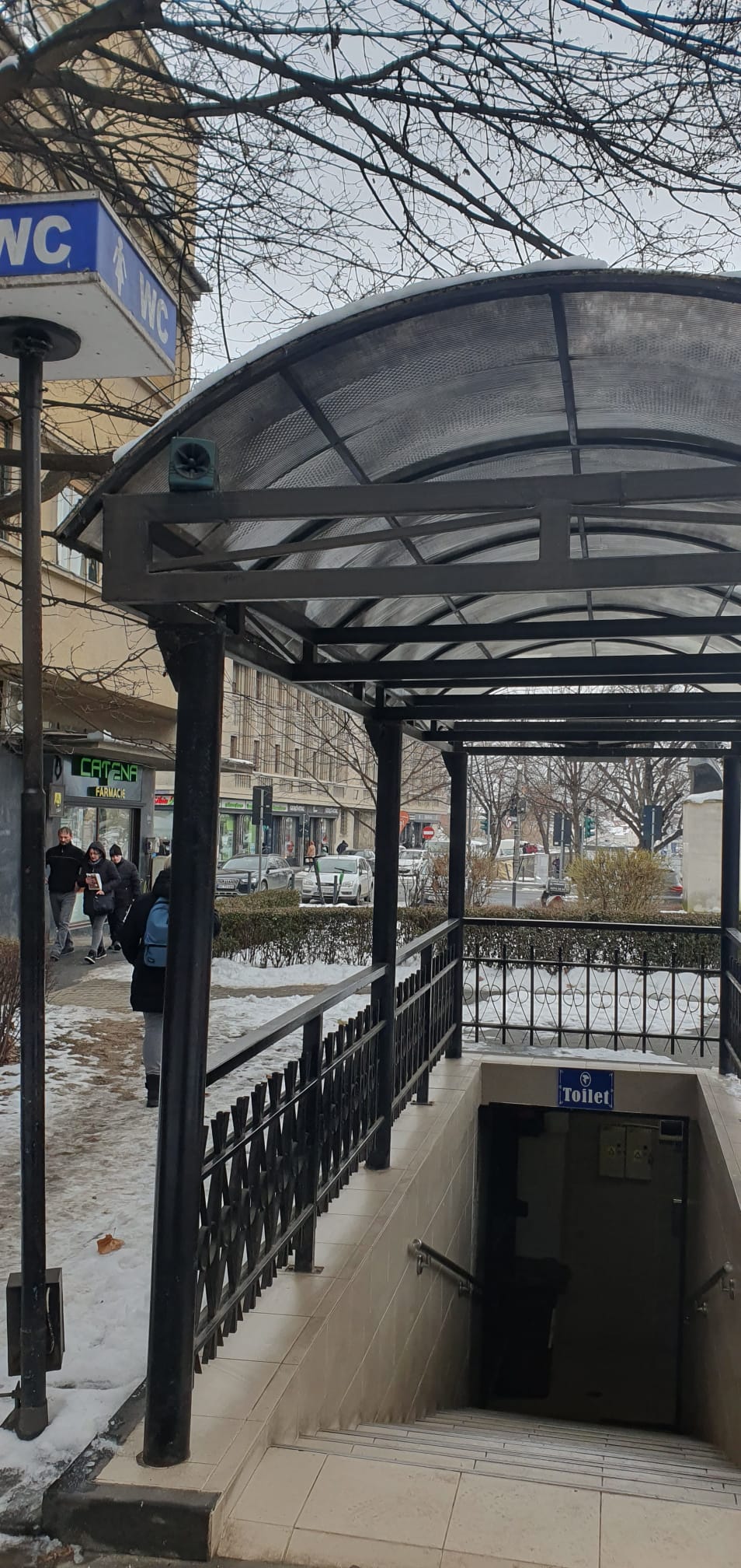 Licitație organizată de primăria Sibiu: 940.000 de lei pentru curățenia toaletelor publice