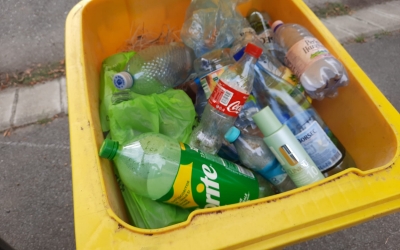 Cum colectăm plasticul. Soluții de reducere a consumului de plastic