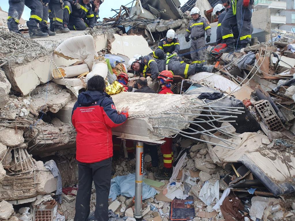 Punct de colectare ajutoare pentru victimele cutremurului din Turcia la sediul de pe Arhivelor al PMP Sibiu