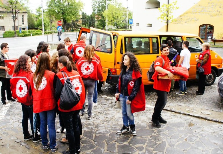 Crucea Roșie are nevoie de ajutor pentru a repara „Microbuzul Binelui”. De aproximativ 6.000 de euro este nevoie pentru acest proiect