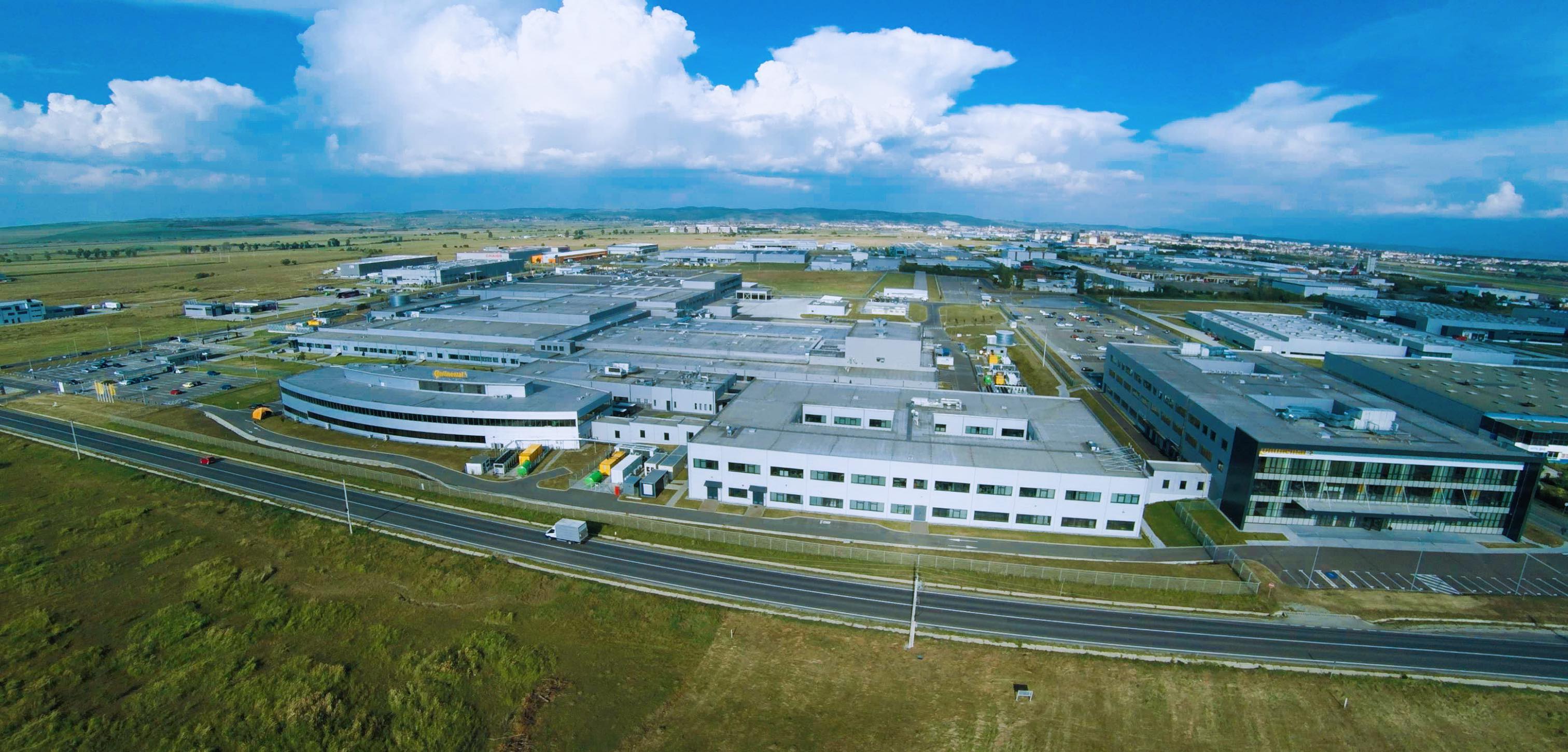 Șeful Continental România: “Software-ul este viitorul industriei automotive”. Pentru 2023 Continental anunță noi angajări și investiții