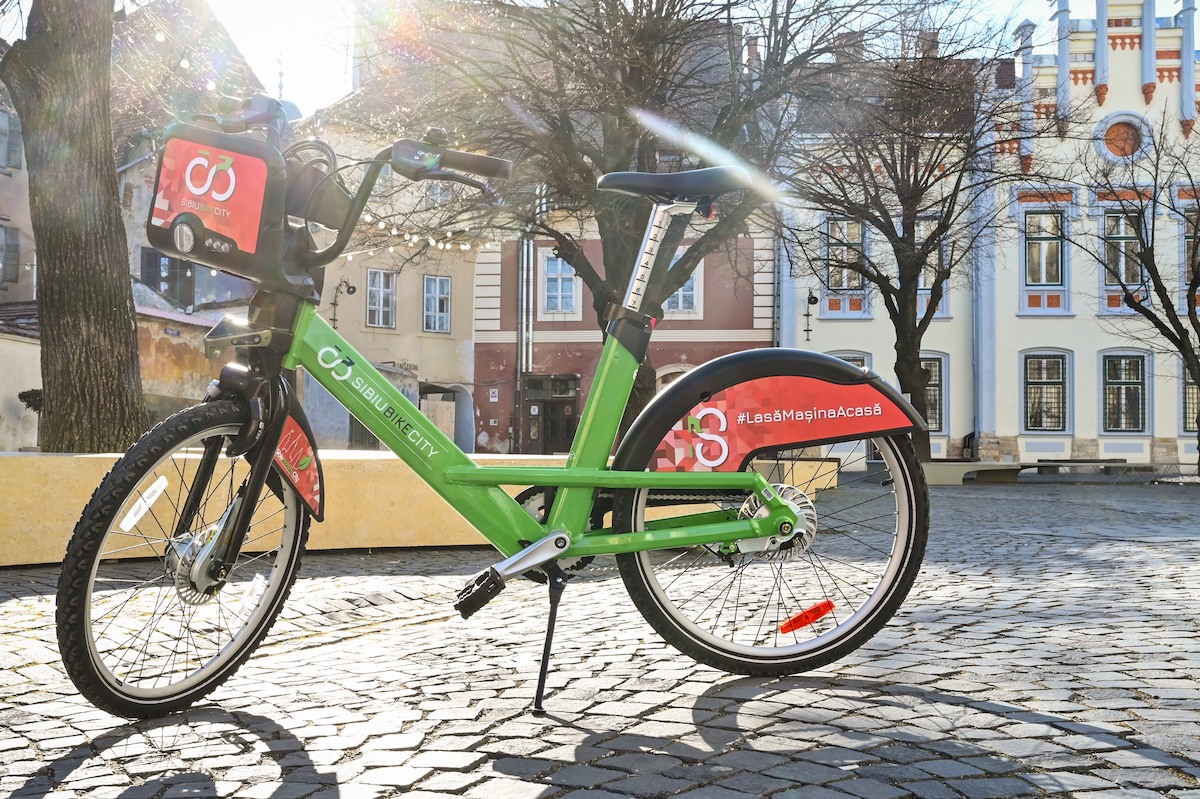 „FITS pe două roți”, abonament cu 80 de lei la Sibiu Bike City pentru sibieni și turiști, în timpul Festivalului Internațional de Teatru