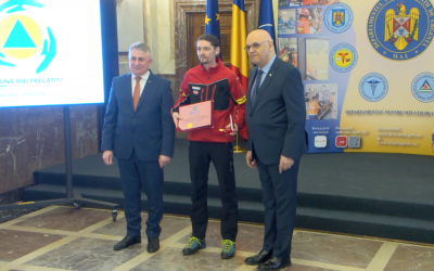 Salvamont Sibiu, premiat de șeful DSU, Raed Arafat, și ministrul de Interne pentru „sevicii deosebite aduse sistemului de urgență”
