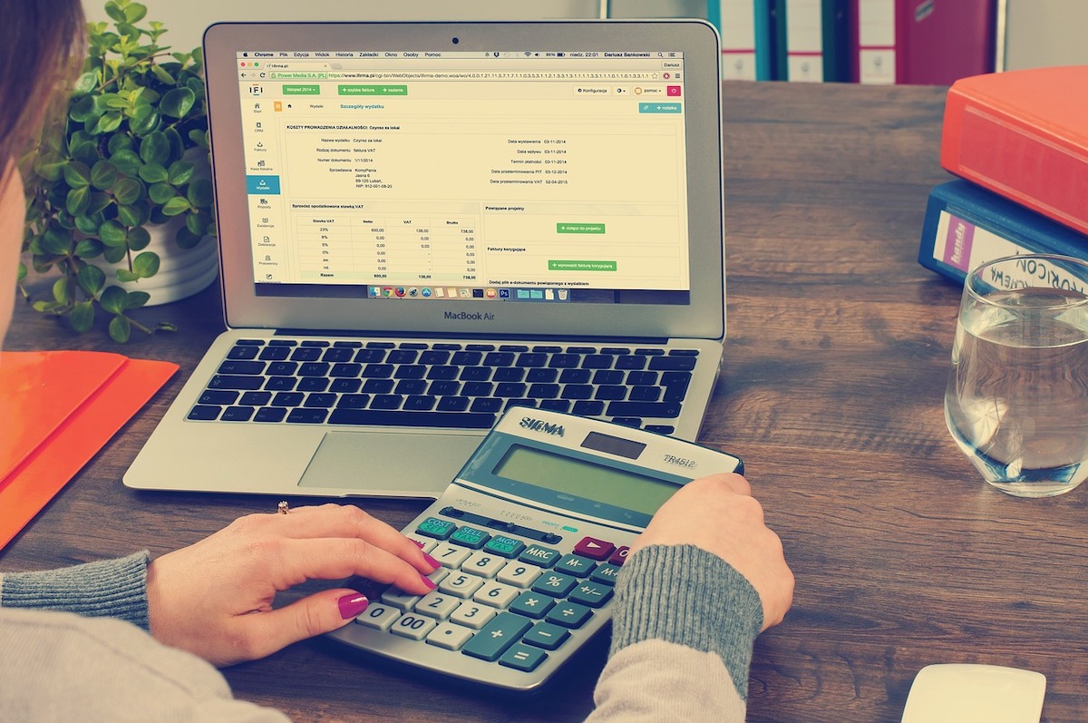 Prin compania sibiană SmartBill se facturează anual peste 23 de miliarde de euro. Cifra de afaceri a societății depășește 6 milioane de euro