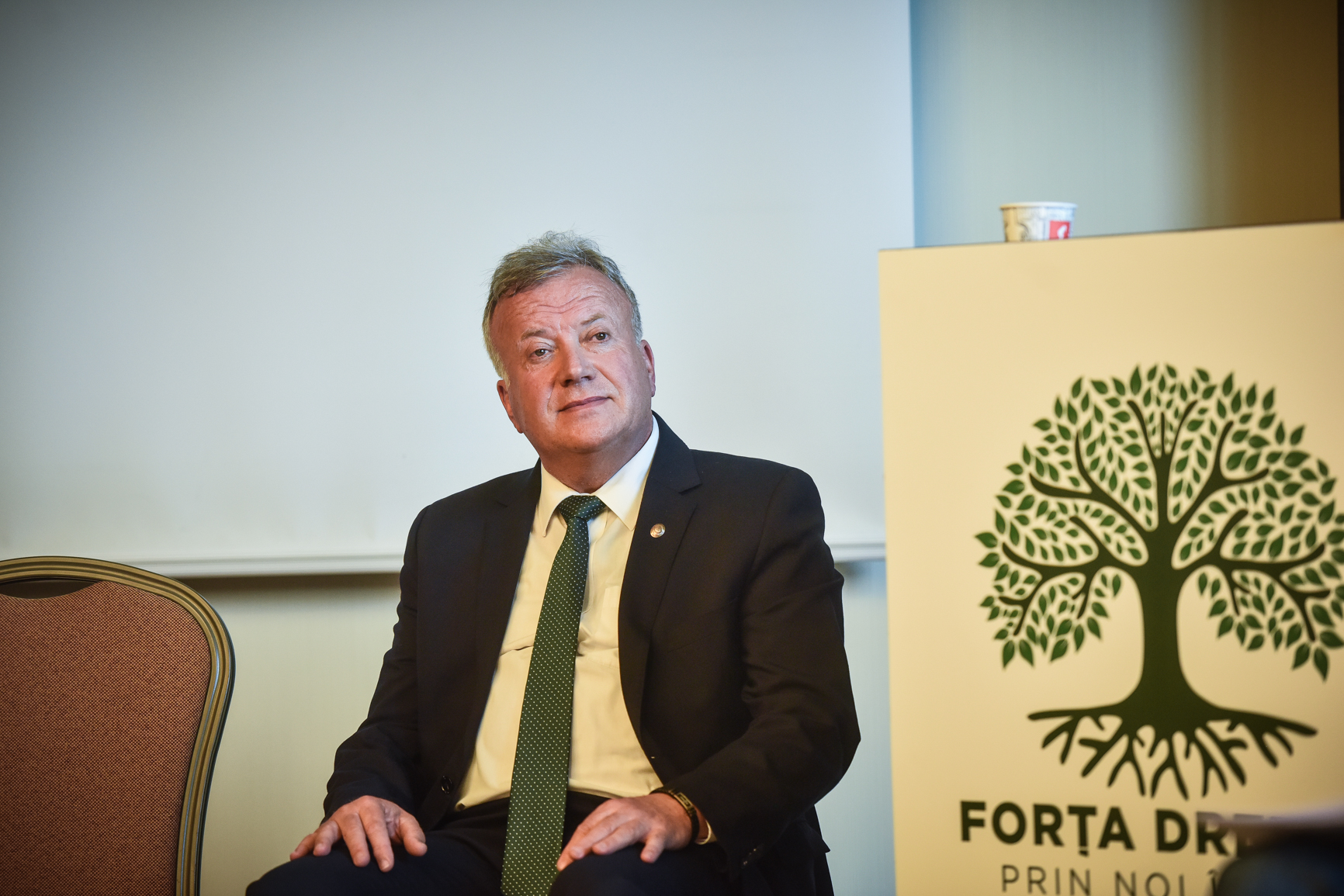 Forța Dreptei cere egalitate de tratament între angajatorii de stat și angajatorii privați