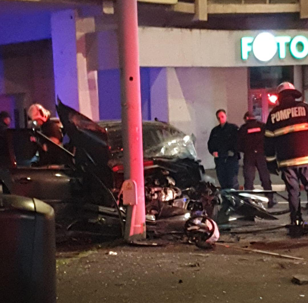 Starea tânărului rănit în accidentul grav de azi noapte. A fost operat de urgență și este conștient
