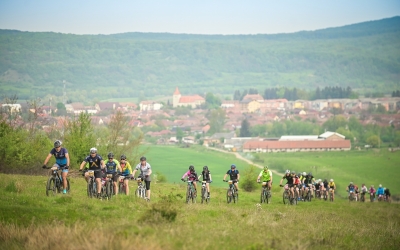 Începe sezonul de MTB și eMTB: 600 de cicliști participă la Triada MTB de la Avrig