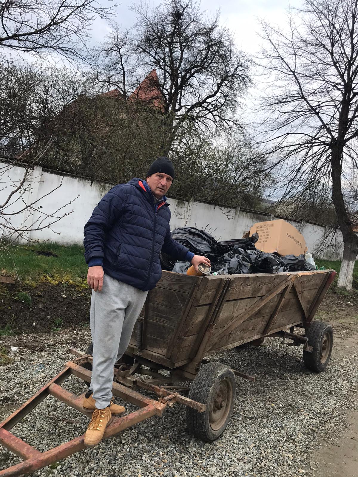 Lecția dată de avrigeni sibienilor care se laudă că iubesc natura: Un singur om din peste 5.000 a ieșit în față