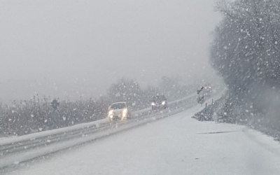 Cod galben de ninsoare în Sibiu: ninsoare, vânt și polei