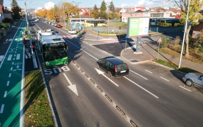 Precum se vrea-n Sibiu, așa și-n toată țara: ”Autoritățile vor lua măsuri care să limiteze utilizarea autovehiculelor personale în orașe”. Reacția conspiraționiștilor