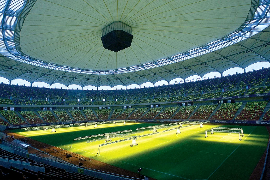 Stadionul din Sibiu va avea o mașină de tratare a gazonului: „E folosită pe toate marile stadioane din Europa și pe câteva din România”