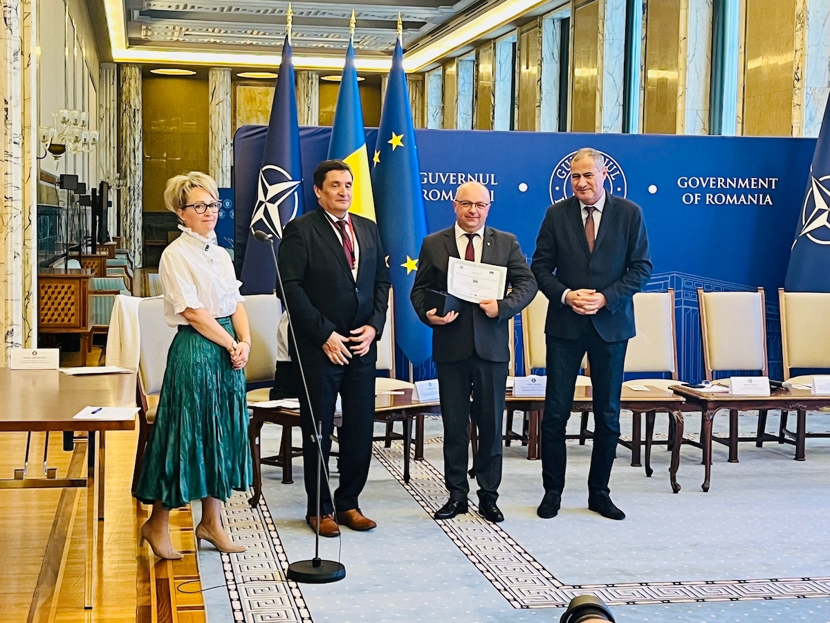 Comuna Sadu, premiată cu „Eticheta Europeană pentru Excelență în Buna Guvernare”. Valentin Ivan: „Vom continua să construim un mediu în care oamenii să trăiască în siguranță, să se simtă ascultați și implicați”
