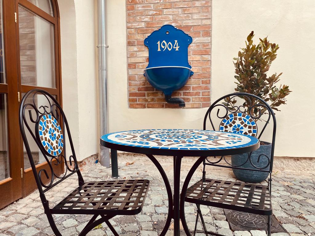 A treia licitație pentru cafeneaua de la Baia Populară. Primăria ține la preț