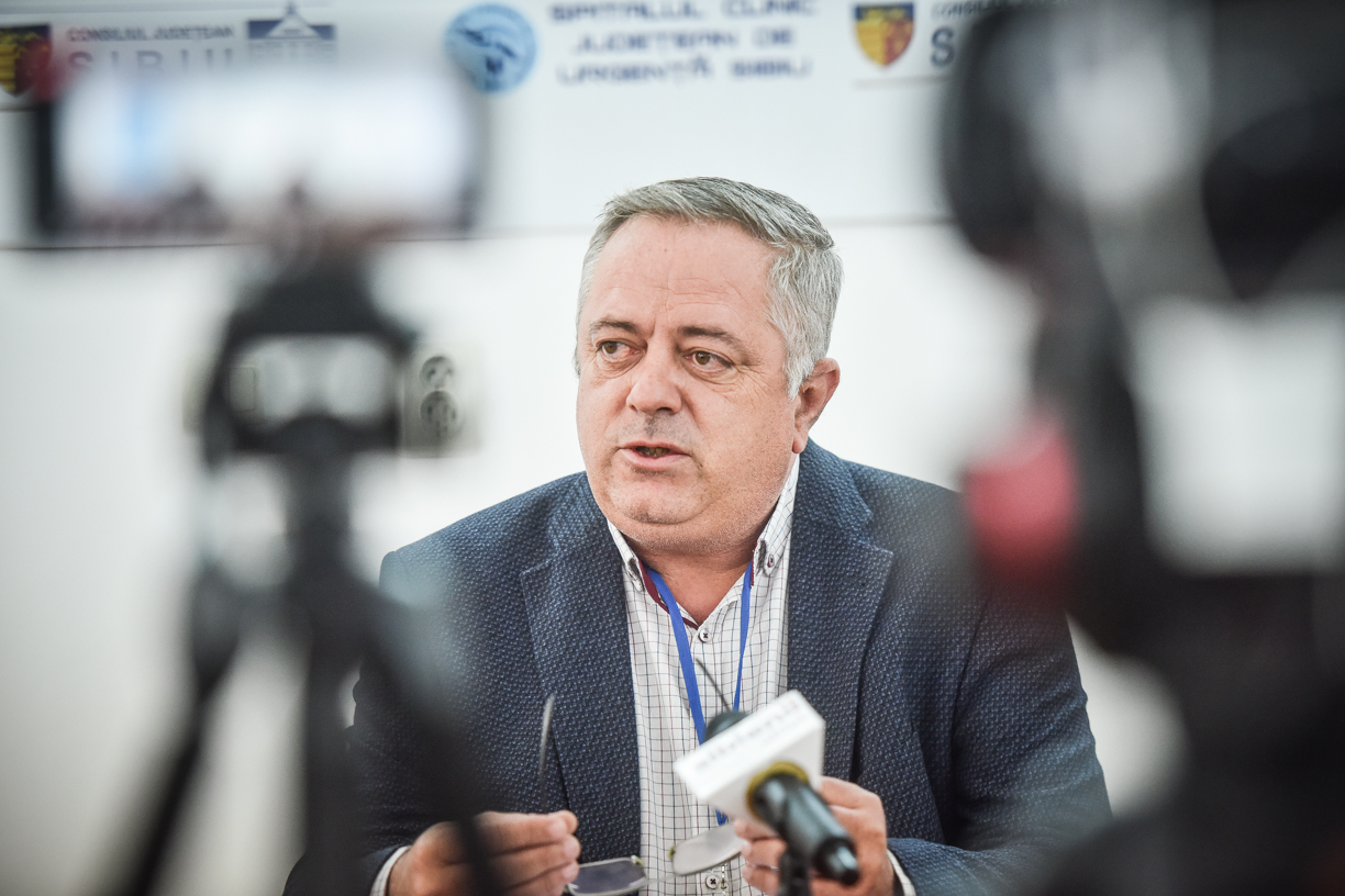 Noul program de tratament împotriva AVC-ului de la Județean, îngreunat de lipsa fondurilor și a permanenței specialiștilor. Chelcea: „Mi-e foarte greu să spun cât pot să dau din prăjitură”