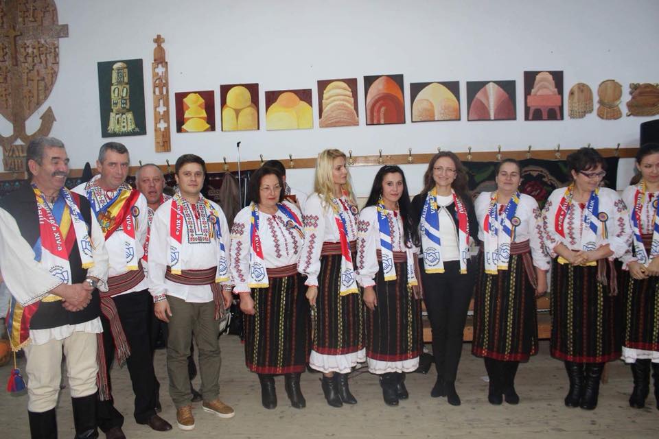 30 de persoane din Sibiu vor merge în Moldova să promoveze cultura românească