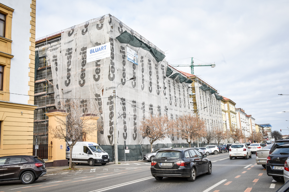 Trei benzi de circulație, două spre centru și una în sens opus și piste de biciclete cu zonă de siguranță. Se pregătește modernizarea celui de-al doilea tronson al Căii Dumbrăvii, între blvd. Milea și Piața Aurel Vlaicu