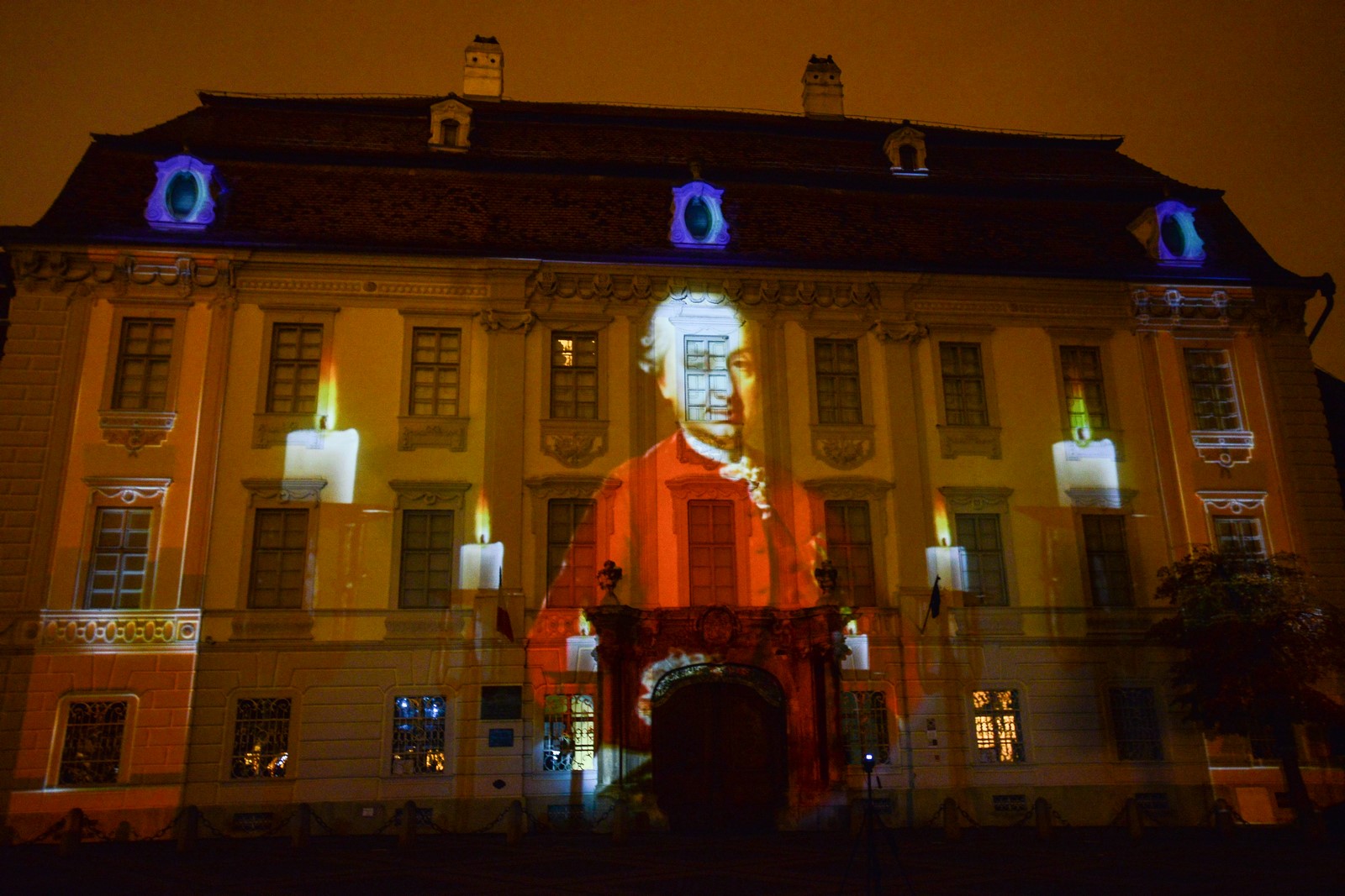 Muzeul Național Brukenthal reprezintă Sibiul la „Târgul European al Castelelor”. Evenimentul va avea loc săptămâna viitoare la Castelul Corvinilor