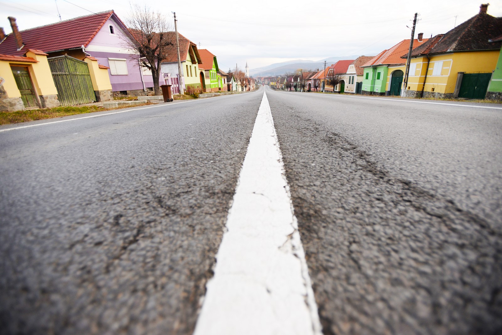 Camera Deputaţilor: Funcţionarilor publici şi personalului din aparatul primarilor din comune li se va putea deconta transportul