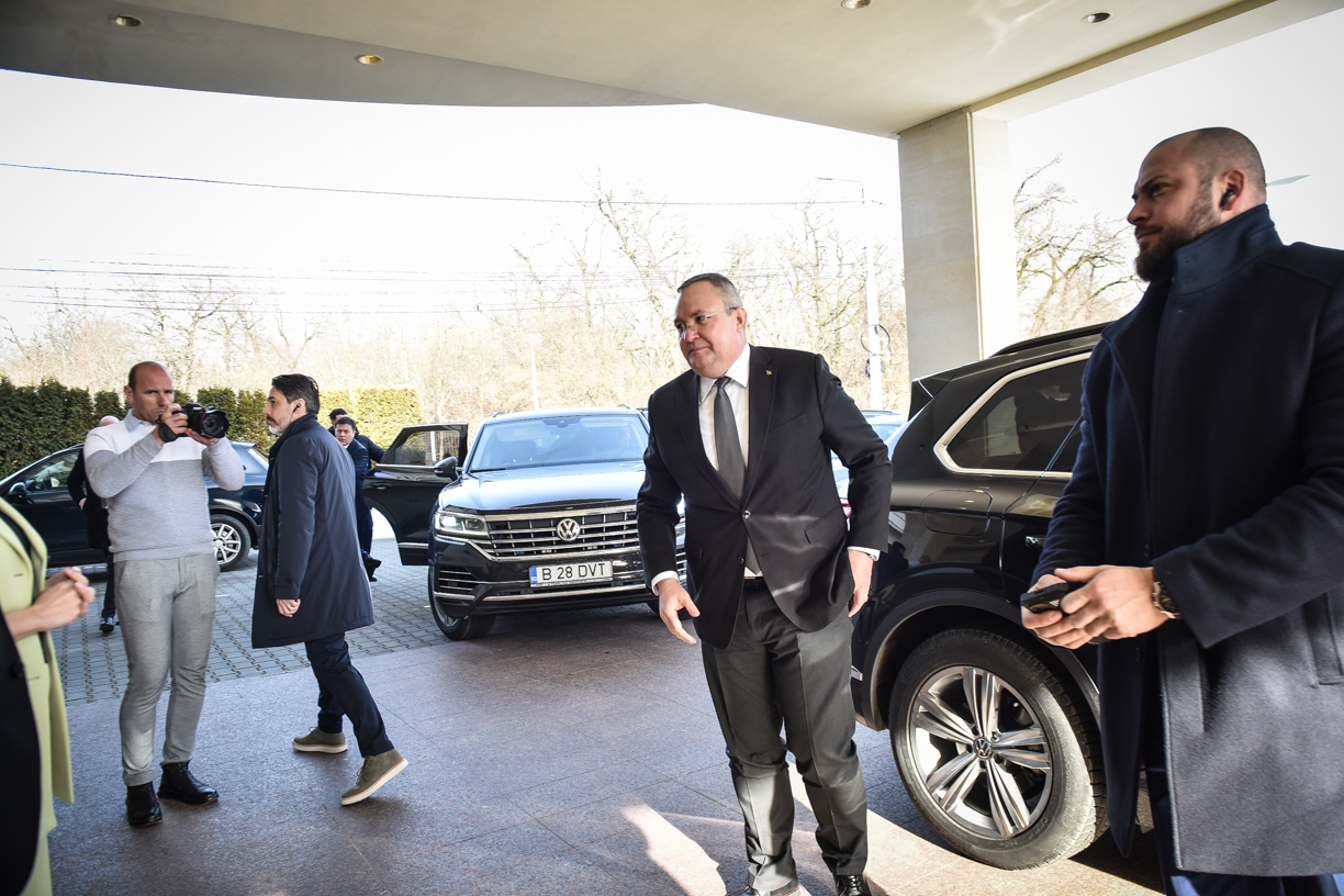 Rotativă guvernamentală. Premierul Ciucă: Vineri e ziua în care, conform calendarului, îmi voi depune mandatul