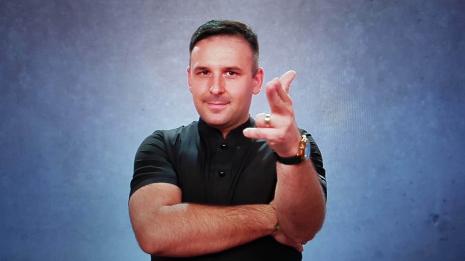 Sibianul Stelian Nistor revine la Chefi la cuțite cu ajutorul amuletei. „Intru azi în echipe cu mari emotii, dar pregătit pentru marile bătălii”