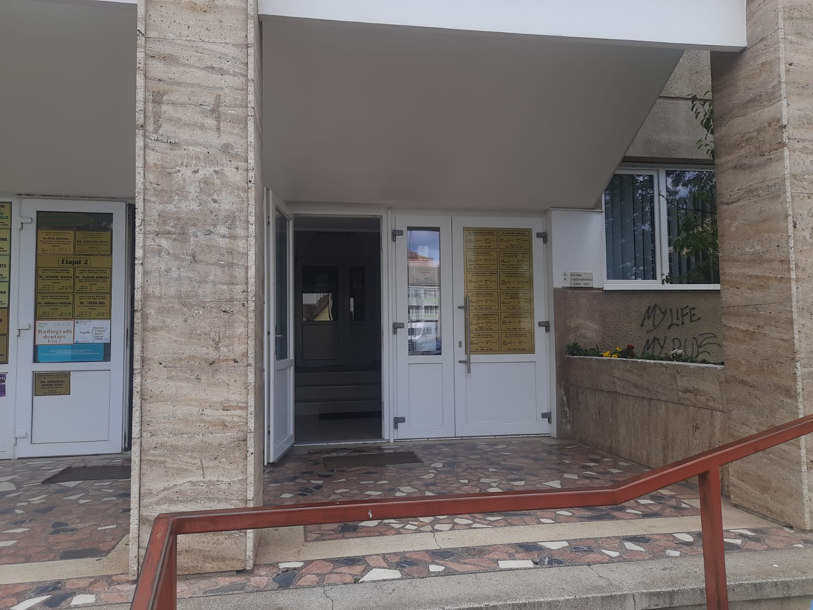 Răspunsul medicilor de familie la petiția pentru Centrul de la Cedonia: „Nu putem identifica soluții pentru a păstra un centru de permanență în Sibiu”