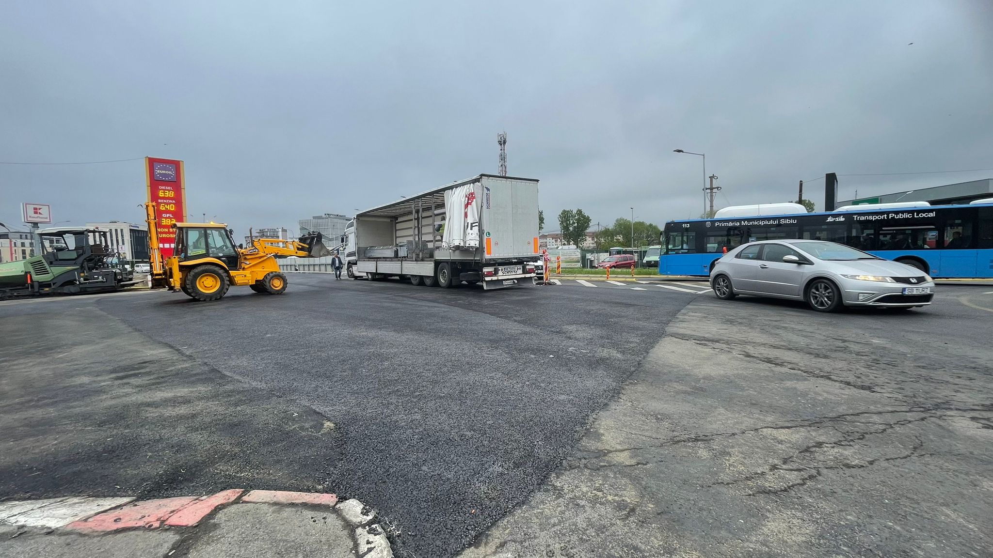 A fost asfaltat și al doilea pod al șoselei Alba Iulia peste Cibin. „Estimăm deschiderea circulației până la finele lunii”