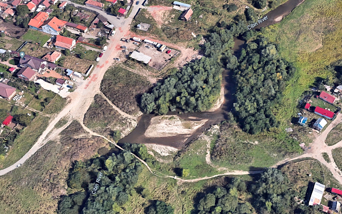 Pe Cibinul de la intrarea în Sibiu va fi construit un sistem de oprire și colectare a deșeurilor. „Se va instala perpendicular”
