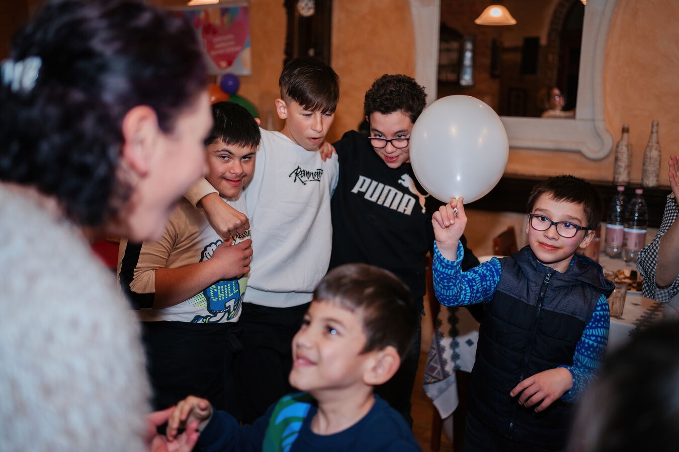 „Star pentru o zi”, o invitație la un spectacol dedicat persoanelor cu dizabilități. Organizatori: „Îi invităm pe sibieni într-o lume a frumosului, fără etichete și fără prejudecăți”